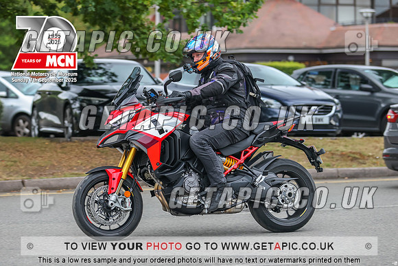 GP2509-202_LOGO_ON_PHOTO