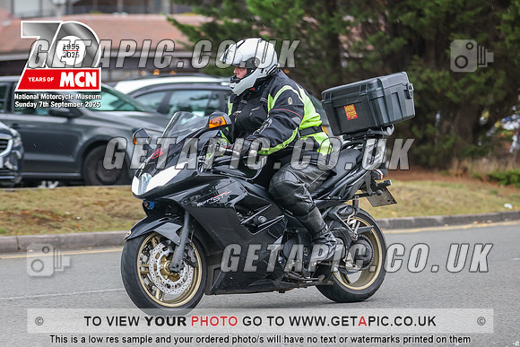 GP2509-210_LOGO_ON_PHOTO