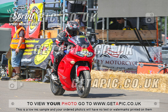 GP2508-3993_LOGO_ON_PHOTO