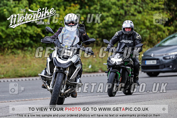 PR2509-2570_LOGO_ON_PHOTO