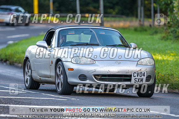 SJ2509-3304_LOGO_ON_PHOTO