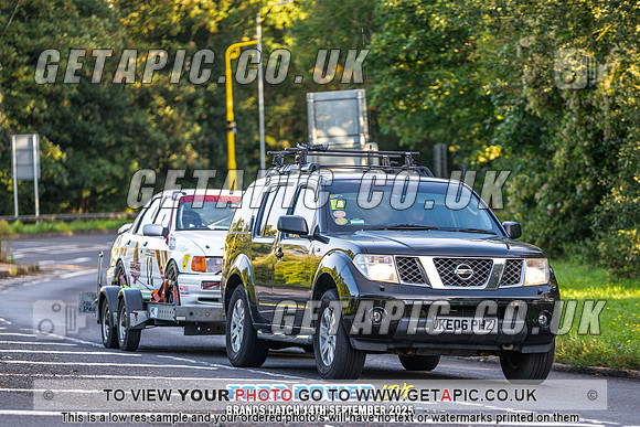 SJ2509-3989_LOGO_ON_PHOTO
