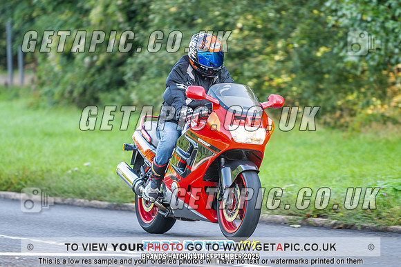 SJ2509-4506_LOGO_ON_PHOTO