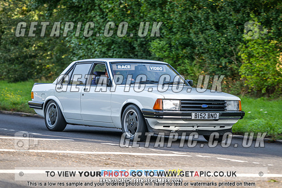 SJ2509-4534_LOGO_ON_PHOTO