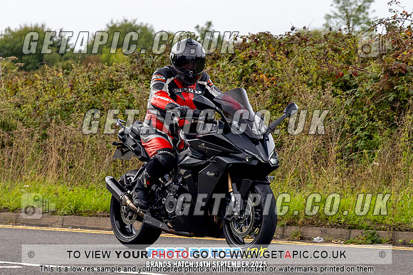 DK2509-0111_LOGO_ON_PHOTO