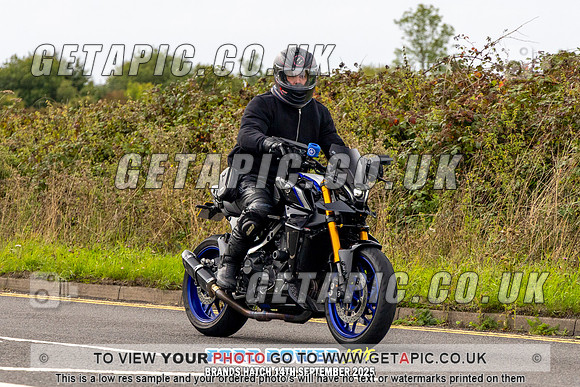 DK2509-0045_LOGO_ON_PHOTO