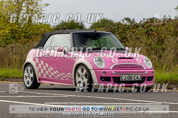 DK2509-0049_LOGO_ON_PHOTO