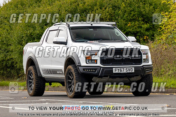 DK2509-0013_LOGO_ON_PHOTO