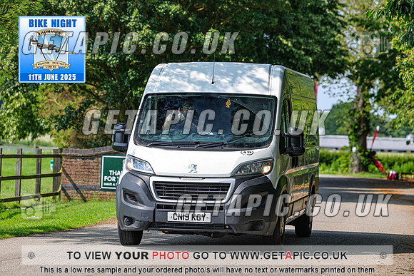 PR2506-00025_LOGO_ON_PHOTO