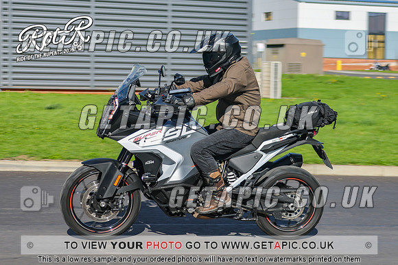 GP2509-1360_LOGO_ON_PHOTO
