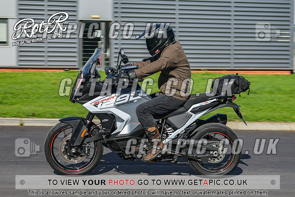 GP2509-1361_LOGO_ON_PHOTO