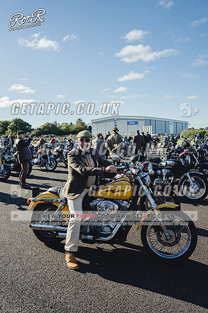 ES2509-02718_LOGO_ON_PHOTO