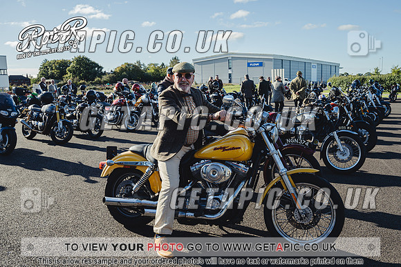 ES2509-02721_LOGO_ON_PHOTO