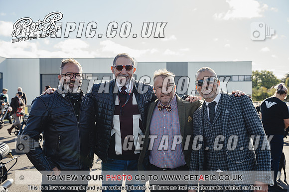 ES2509-02789_LOGO_ON_PHOTO
