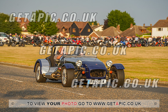 RS2207_9073