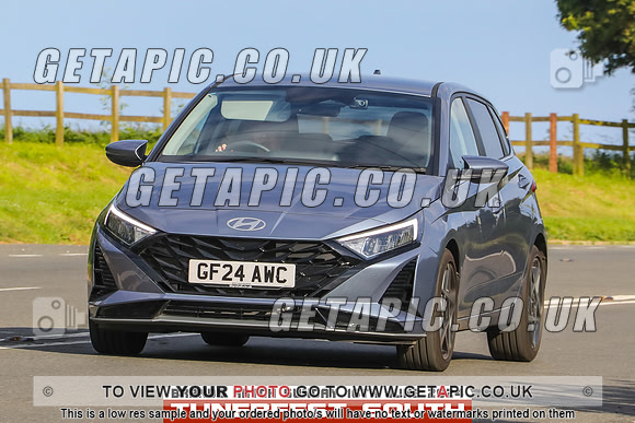 GP2406-14068-C_LOGO_ON_PHOTO
