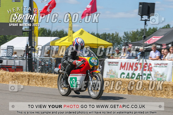 GP2508-4869_LOGO_ON_PHOTO