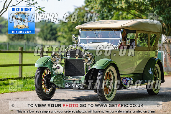 PR2506-00403_LOGO_ON_PHOTO