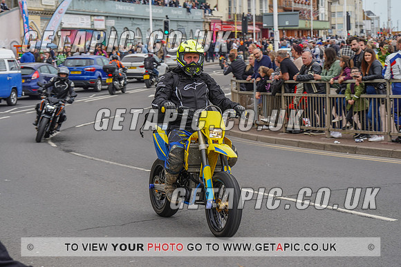 RS2205_12972