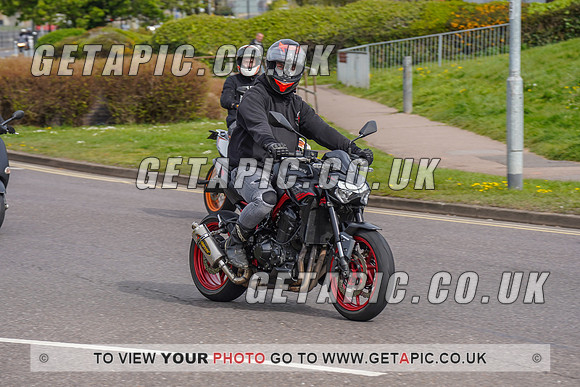 RS2204_4616
