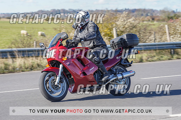 RS2204_1082