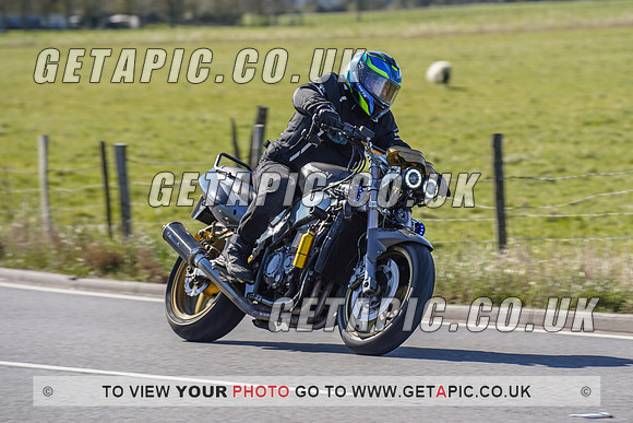 RS2204_1086