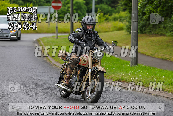 PR2407-851_LOGO_ON_PHOTO