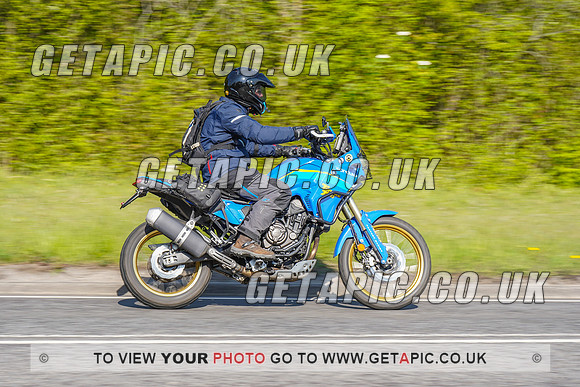 RS2204_11068