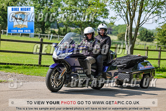 PR2506-00029_LOGO_ON_PHOTO