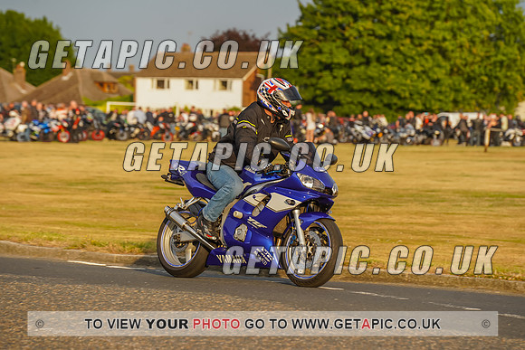 RS2207_9077