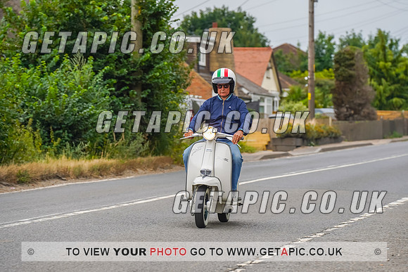 RS2207_10047