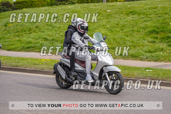 RS2204_4627