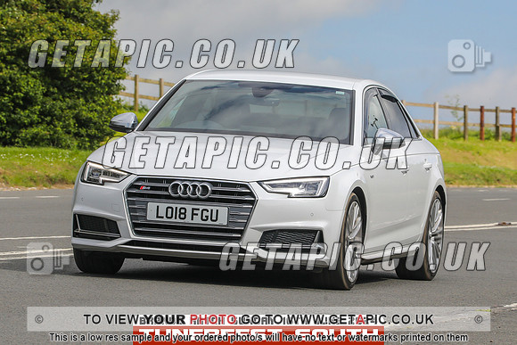 GP2406-11548-C_LOGO_ON_PHOTO
