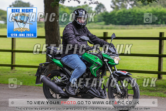 PR2406-02509-C_LOGO_ON_PHOTO