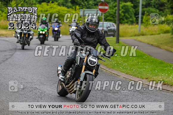 PR2407-258_LOGO_ON_PHOTO