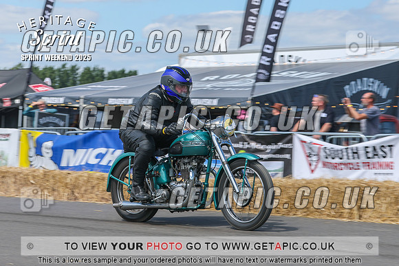 GP2508-4482_LOGO_ON_PHOTO