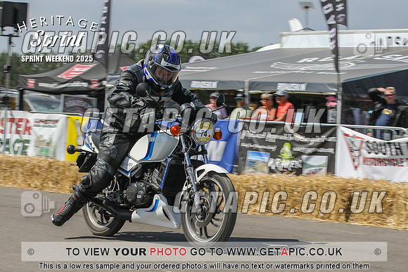PP2508-4082_LOGO_ON_PHOTO