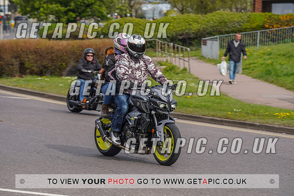 RS2204_4644