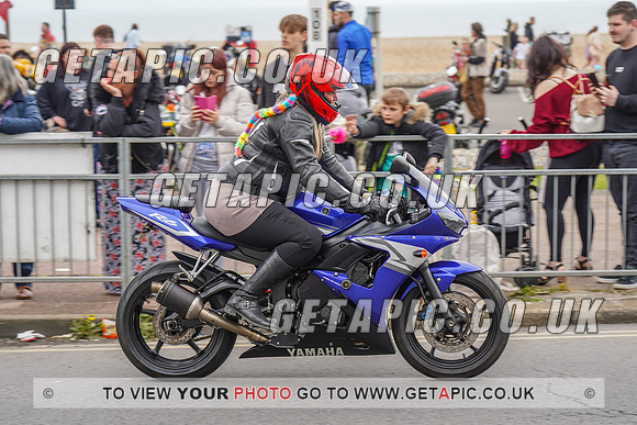 RS2205_13933