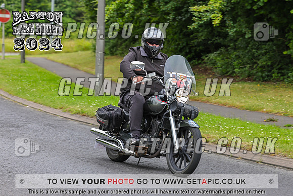 PR2407-440_LOGO_ON_PHOTO