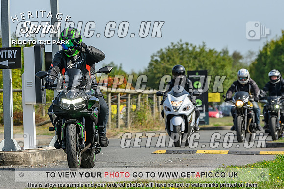 KS2409-0898-C_LOGO_ON_PHOTO
