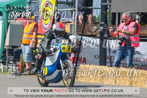 GP2508-3889-C_LOGO_ON_PHOTO