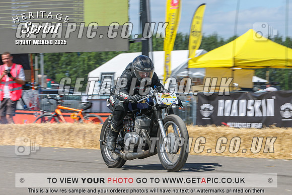 GP2508-3916_LOGO_ON_PHOTO