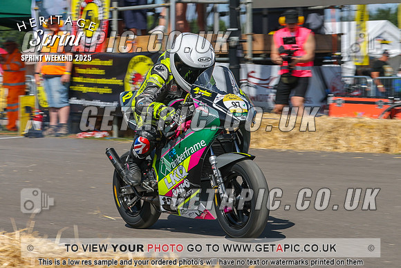 GP2508-3313-C_LOGO_ON_PHOTO