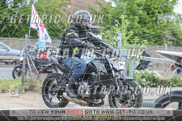 PP2605-3069_LOGO_ON_PHOTO