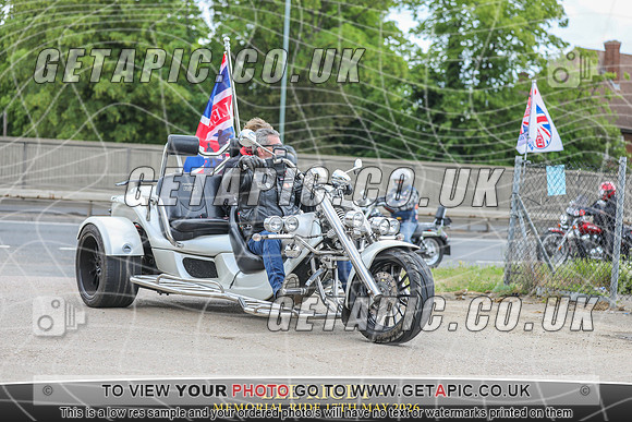PP2605-3091_LOGO_ON_PHOTO