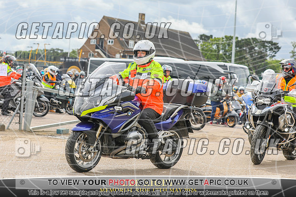 PP2605-2824_LOGO_ON_PHOTO