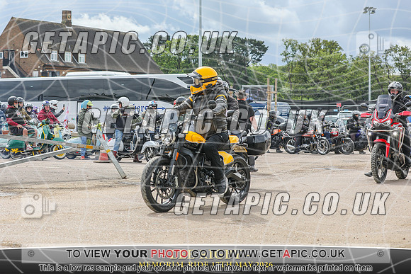 PP2605-2835_LOGO_ON_PHOTO