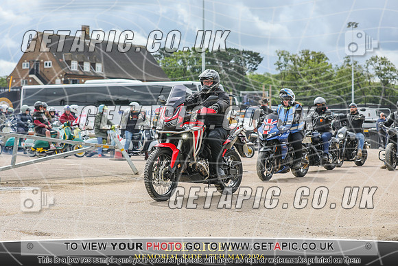 PP2605-2836_LOGO_ON_PHOTO