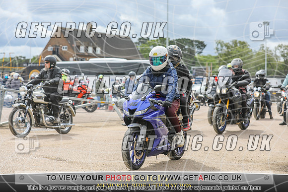 PP2605-2868_LOGO_ON_PHOTO